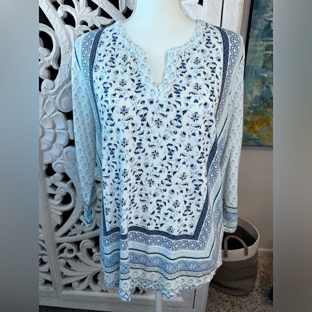 Orvis Lightweight Breezy Tunic Top Blue Size L Floral Print‎